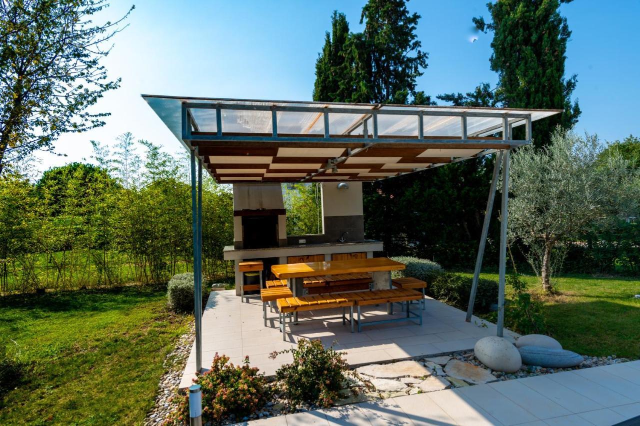 Casa Bamboo Lägenhet Banjole Exteriör bild