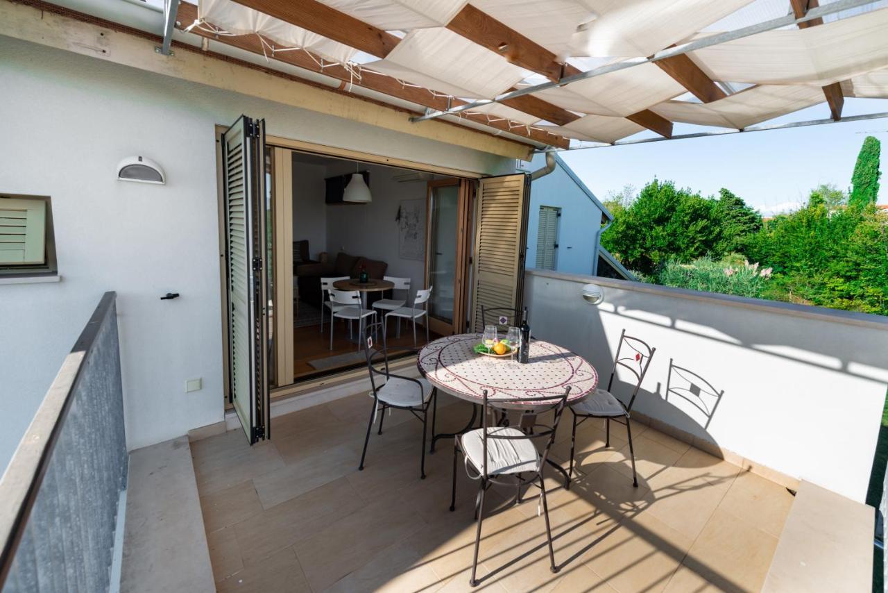 Casa Bamboo Lägenhet Banjole Exteriör bild