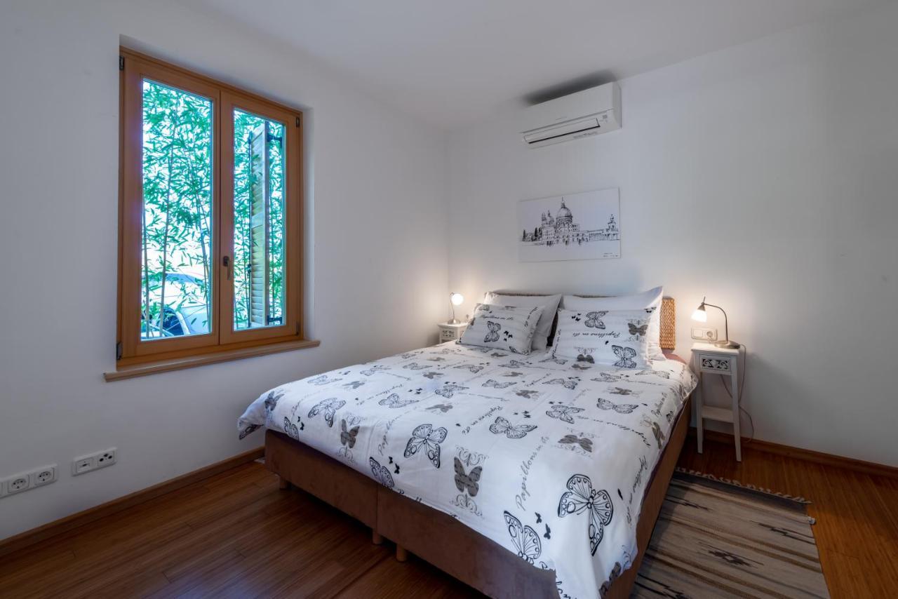 Casa Bamboo Lägenhet Banjole Exteriör bild